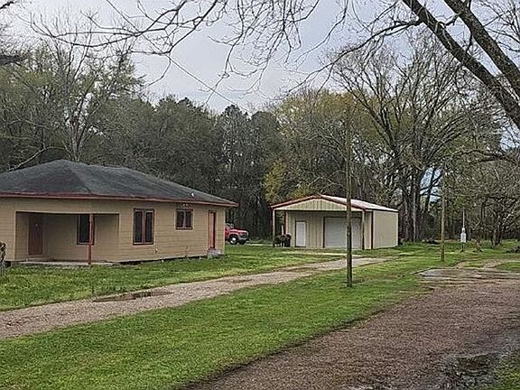 3rd image of 1003 Bob Smith Rd