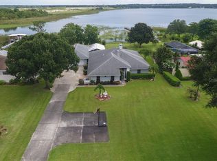 340 Paradise Island Dr, Haines City, FL 33844