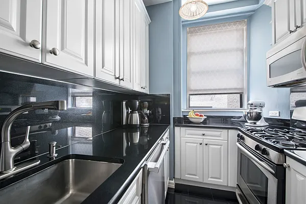 Sold by REAL New York | media 20