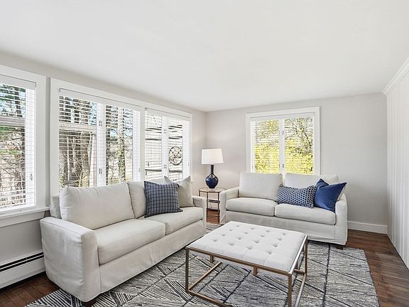5th image of 512 Spring St