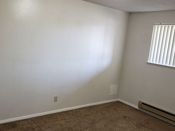 4th image of 853-859 S White Cloud Dr #855
