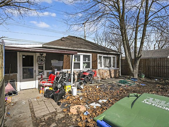 2nd image of 7559 Toepfer Rd