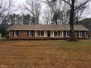 502 Avalon Dr, Fayetteville, GA 30214