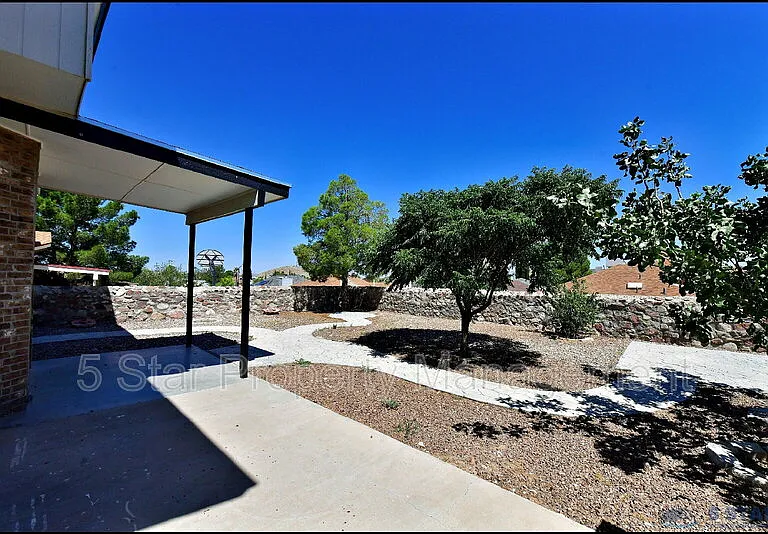 7249 Imperial Ridge Dr — Photo 48
