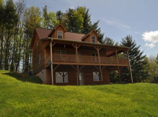 142 Comfort Pl, Burnsville, NC 28714