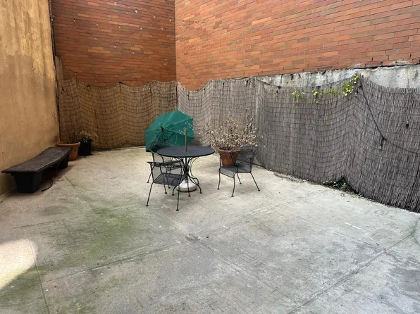 311 E 38th St #1C, New York, NY 10016