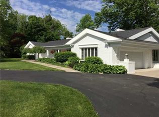 30739 E River Rd, Perrysburg, OH 43551