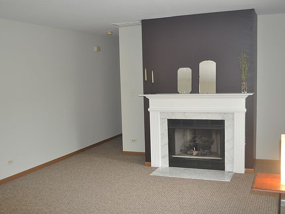 3rd image of 426 Lowell Dr