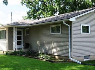 921 E Ridgeway Ave, Waterloo, IA 50702