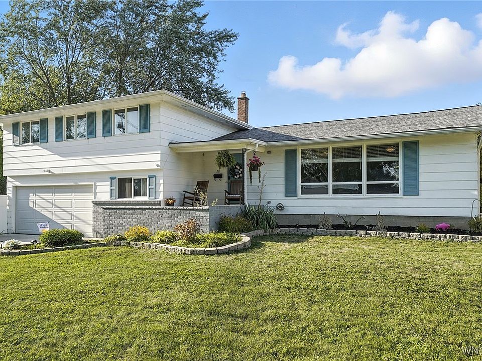 1st image of 20 Berwin Dr