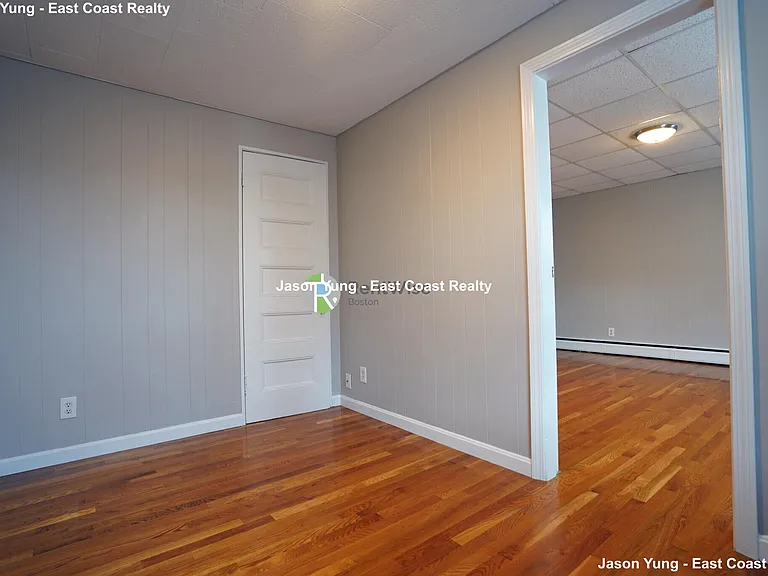 1055 Beacon St #6 — Photo 10