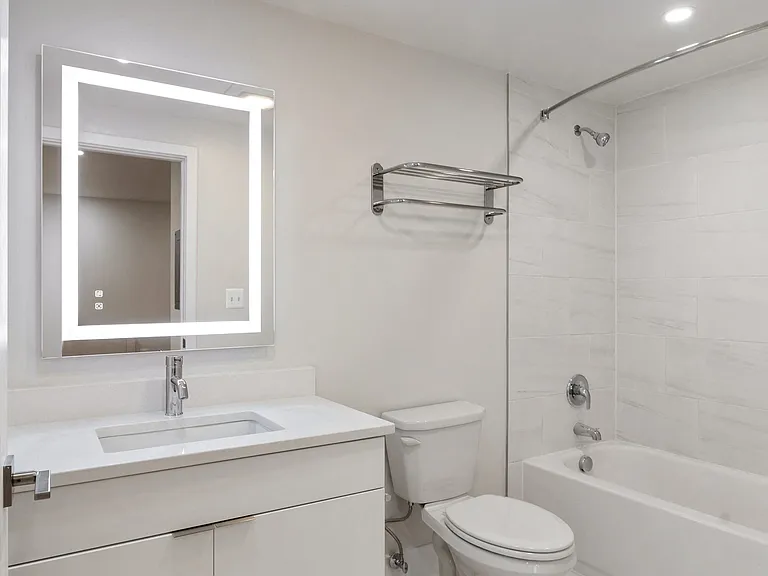Studio Apartment with Murphy Bed