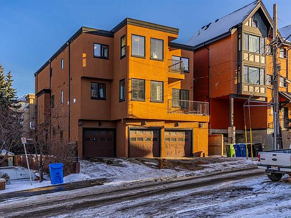 3rd image of 1814 W 14a St SW