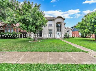 7702 Maui Ln, Rowlett, TX 75089