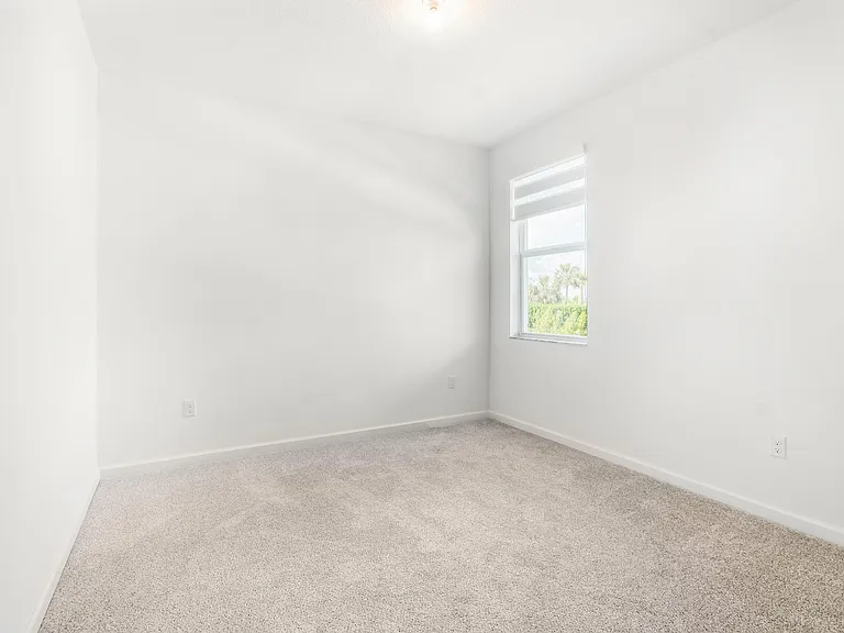 10638 SW Hensley St — Photo 39