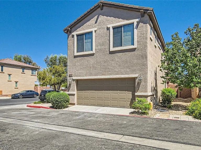 665 Calamus Palm Pl — Photo 3
