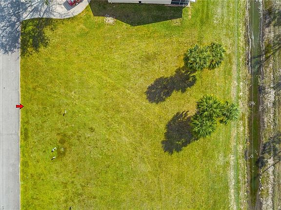 5th image of 4017 Skyway DR