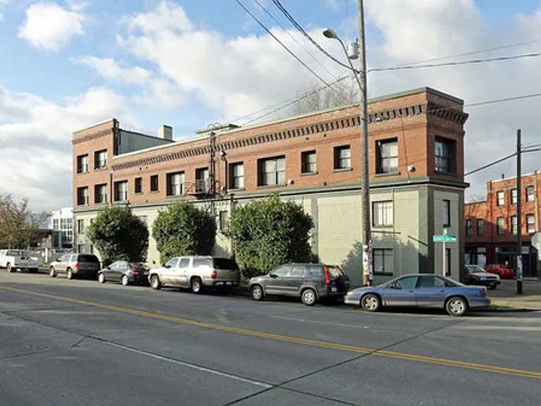 Curtiss Apartments — Photo 19