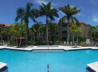 6458 Emerald Dunes Dr, West Palm Beach, FL 33411
