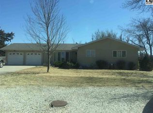 133 N Kruzen Ave, Macksville, KS 67557