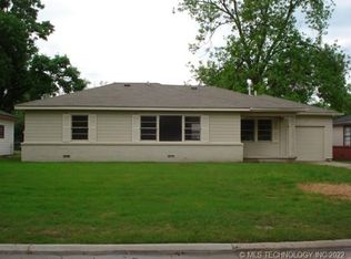 4908 S Norfolk Ave, Tulsa, OK 74105