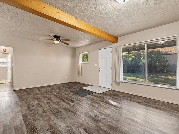 3rd image of 1318 1/2 Quincy St #1