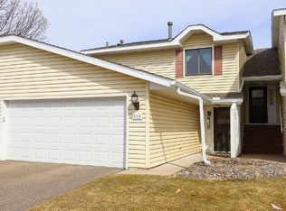 525 Pleasure Creek Dr #1, Minneapolis, MN 55434