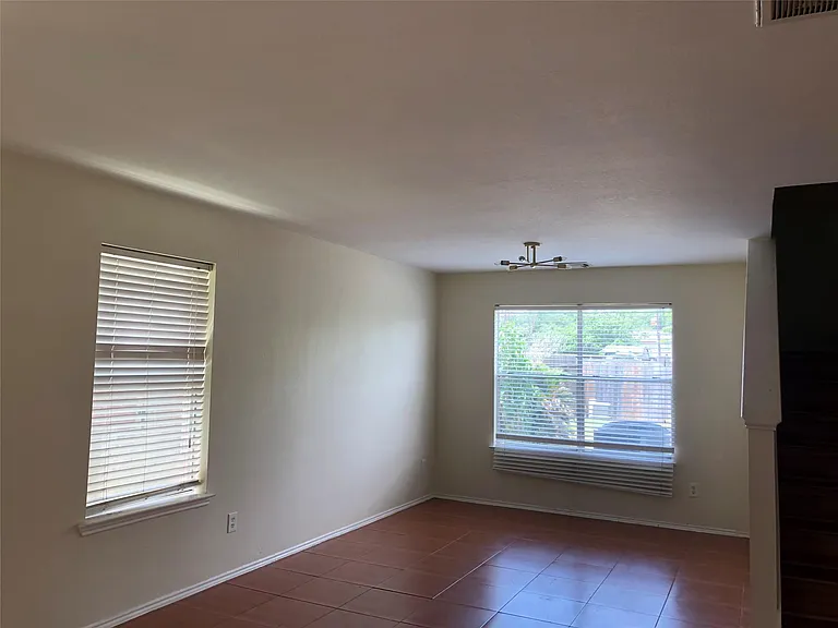 9515 Eaglewood Spring Dr — Photo 14