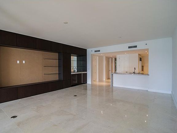 3rd image of 5222 Fisher Island Dr #5222