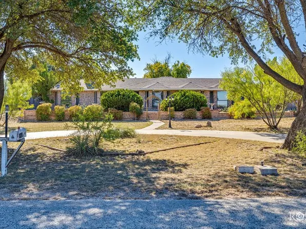 165 Edinburgh Rd, San Angelo, TX 76901