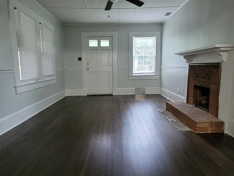 923 Rosewood Pl — Photo 6