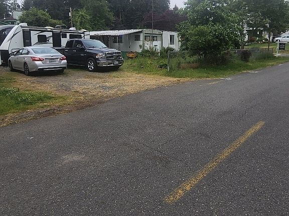 2nd image of 7502 192nd Ave E