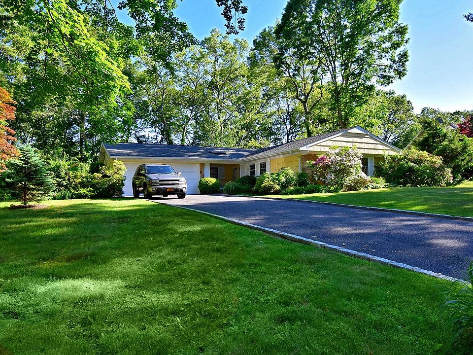 1st image of 24 Seville Ln