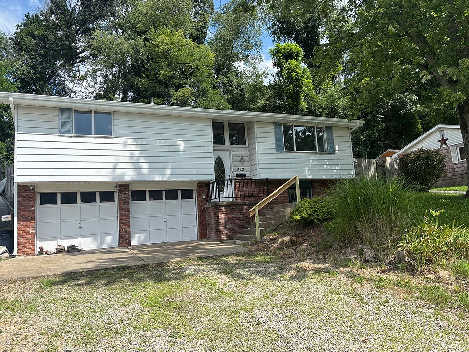 1st image of 522 Willow Ave