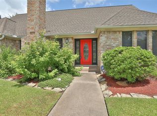 11502 Inwood Dr, Houston, TX 77077