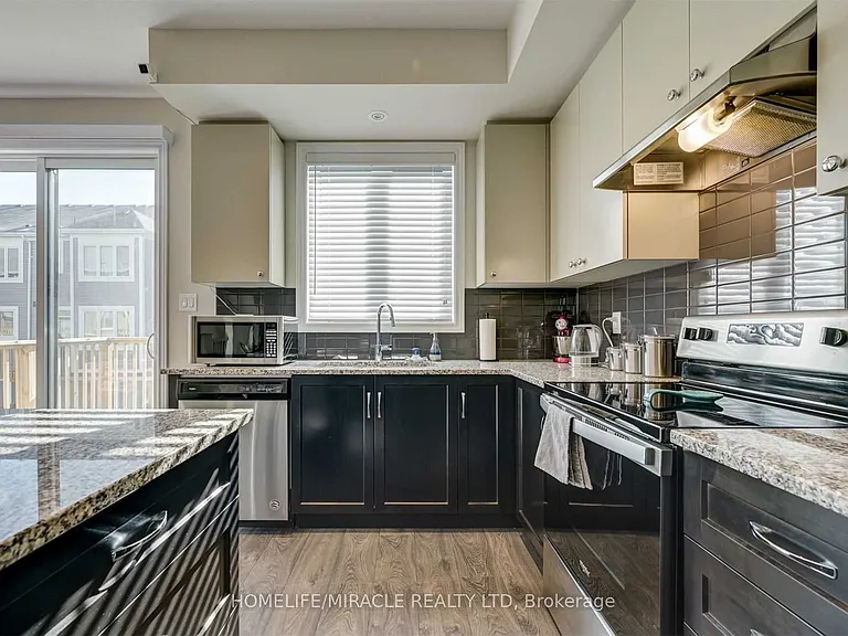 16 Hibiscus Ln — Photo 24