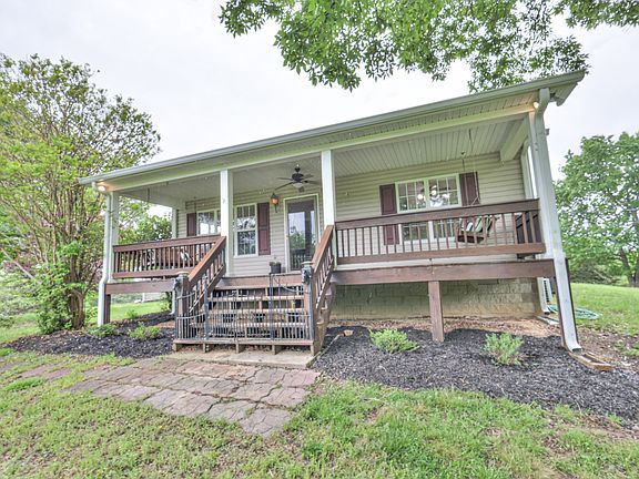 2nd image of 4923 Ash Hill Rd