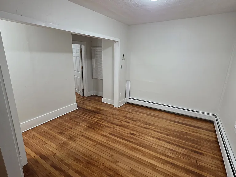 214 Maple Ave #2L — Photo 10