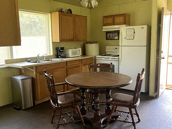 3rd image of 280 County Road 3380