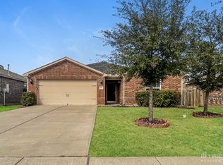 2037 Gardenia Dr, Forney, TX 75126