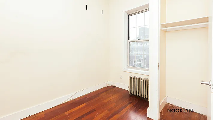 Rented by Nooklyn NYC LLC | media 32