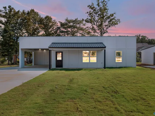 510 County Road 163, Centre, AL 35960