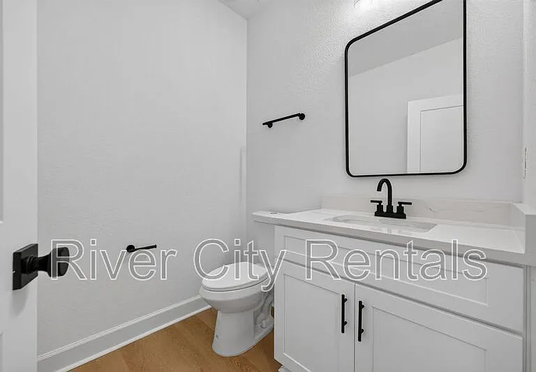 1181 Floyd St — Photo 13