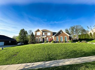 1054 Nottinghill Dr, O'Fallon, IL 62269