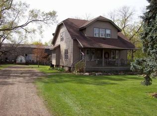 16807 60th St, Bristol, WI 53104