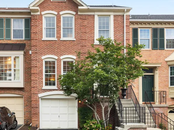 6509 Serenade Pl, Springfield, VA 22150