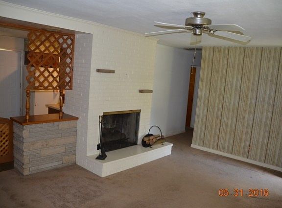 2nd image of 216 Pamela Ave
