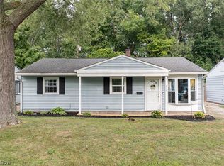 219 Erieview Blvd, Sheffield Lake, OH
