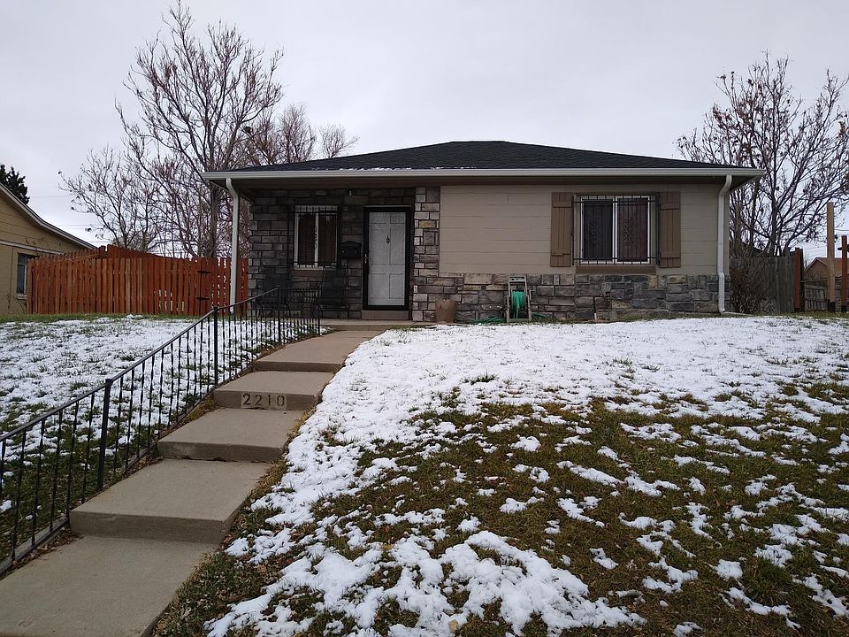 1st image of 2210 W Custer Pl
