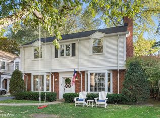 2233 Kenilworth Ave, Wilmette, IL 60091